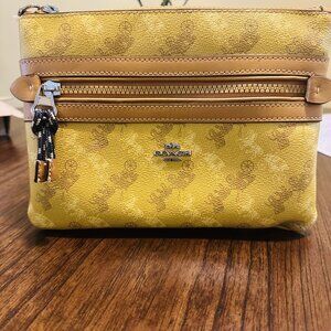 Authentic Coach Clutch/Makeup Bag large